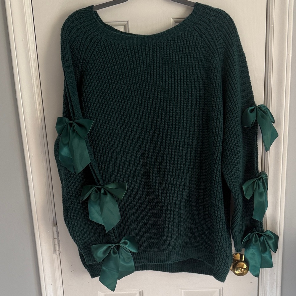SHEIN Forest Green Knit Sweater with Satin Bow Accents